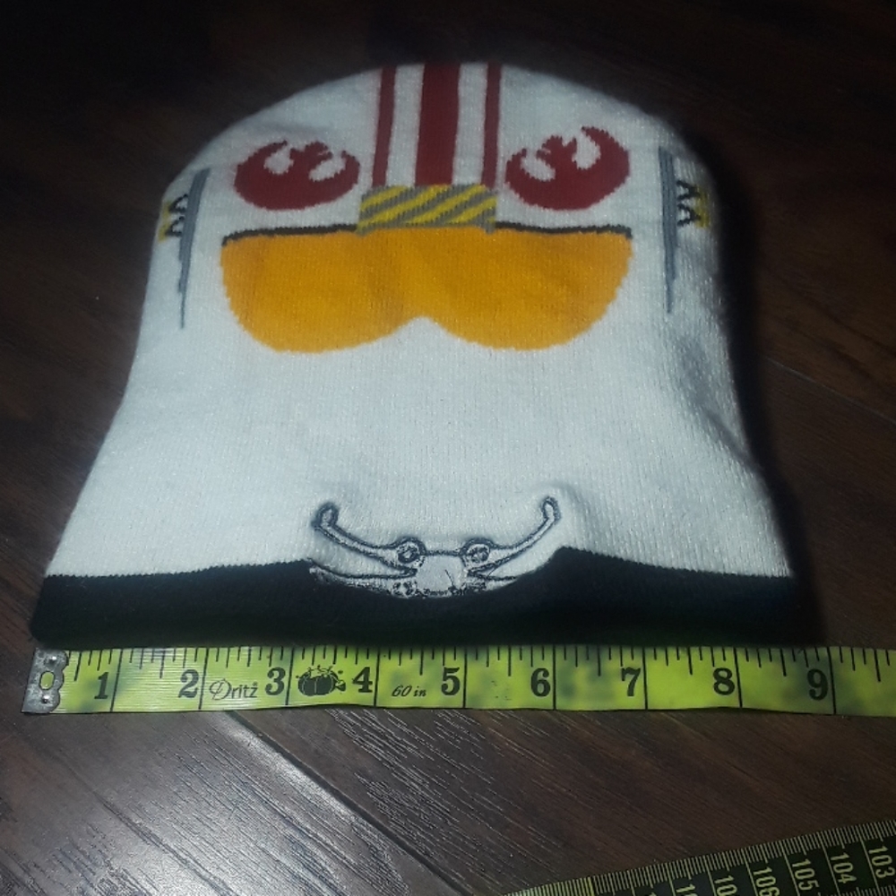 Warm Hat - Picture 12 of 12